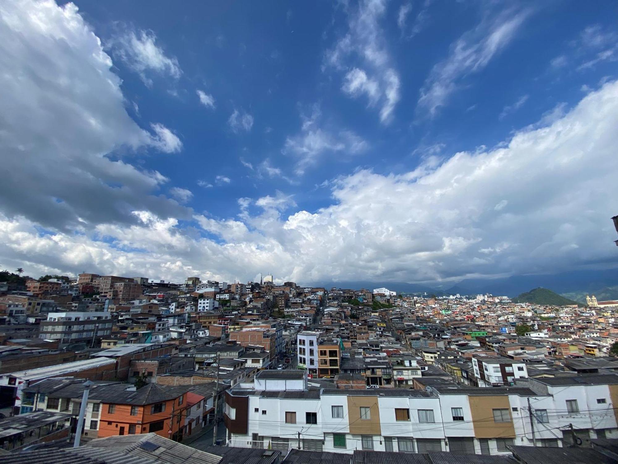 Casa Privada En Manizales Exclusiva Y Comoda Totalmente Equipada Contiguo A La Monumental Plaza De Toros, Cerca Al Mirador De Chipre Y Al Centro Historico De La Ciudad Villa Eksteriør billede